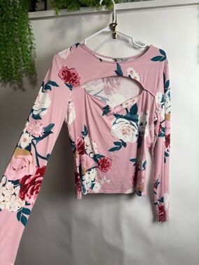 Guess Floral Cut Out Blouse in Pink and Red